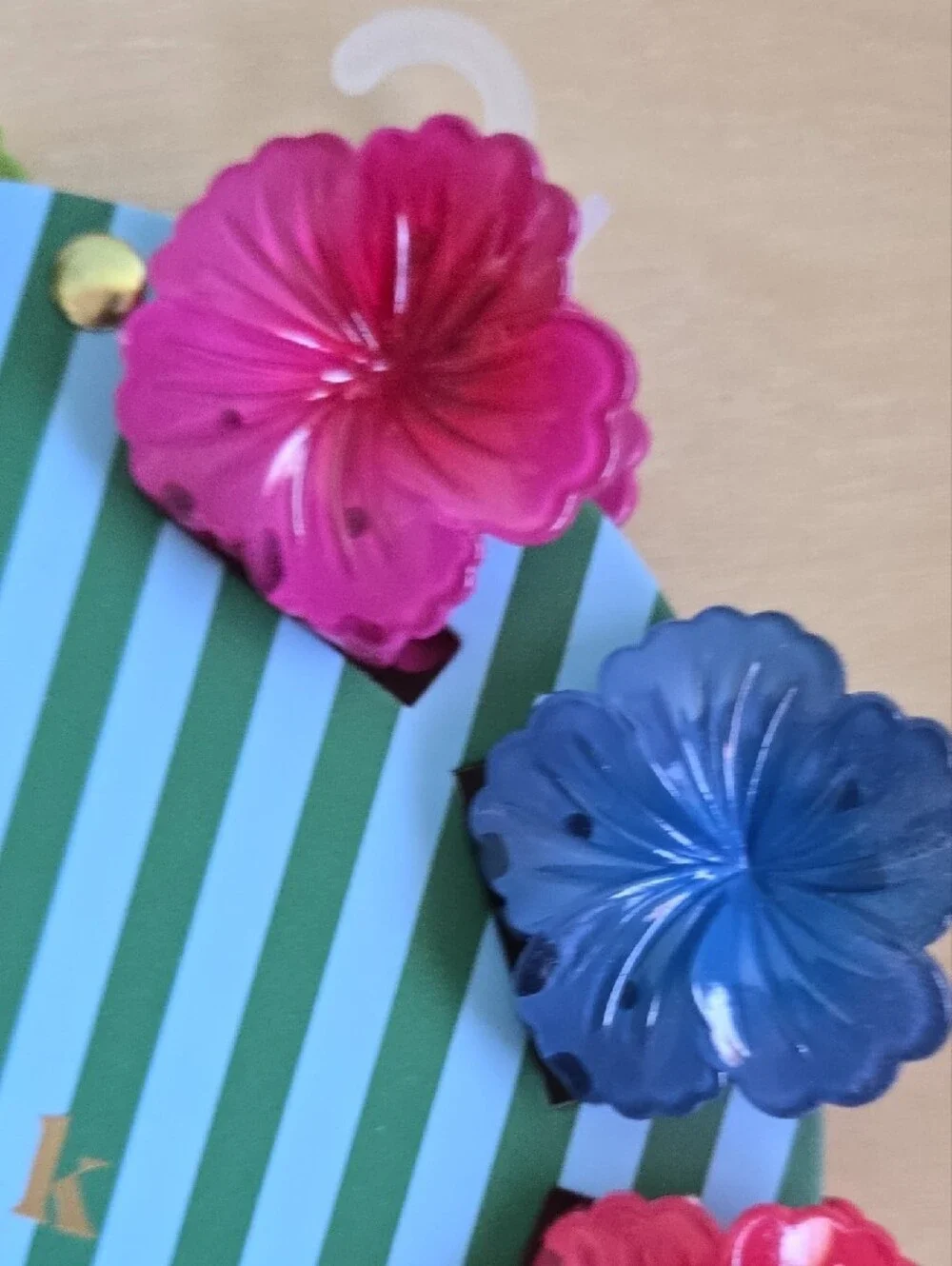 Piper•K Colorful Hibiscus Flower Hair Clips Set NEW